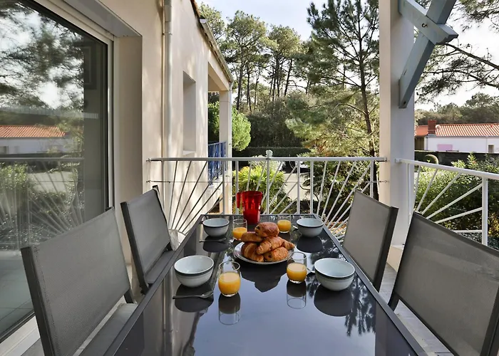 아파트 Confortable, 300m Du Veillon *