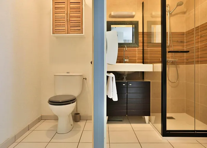 Confortable, 300m Du Veillon דירה